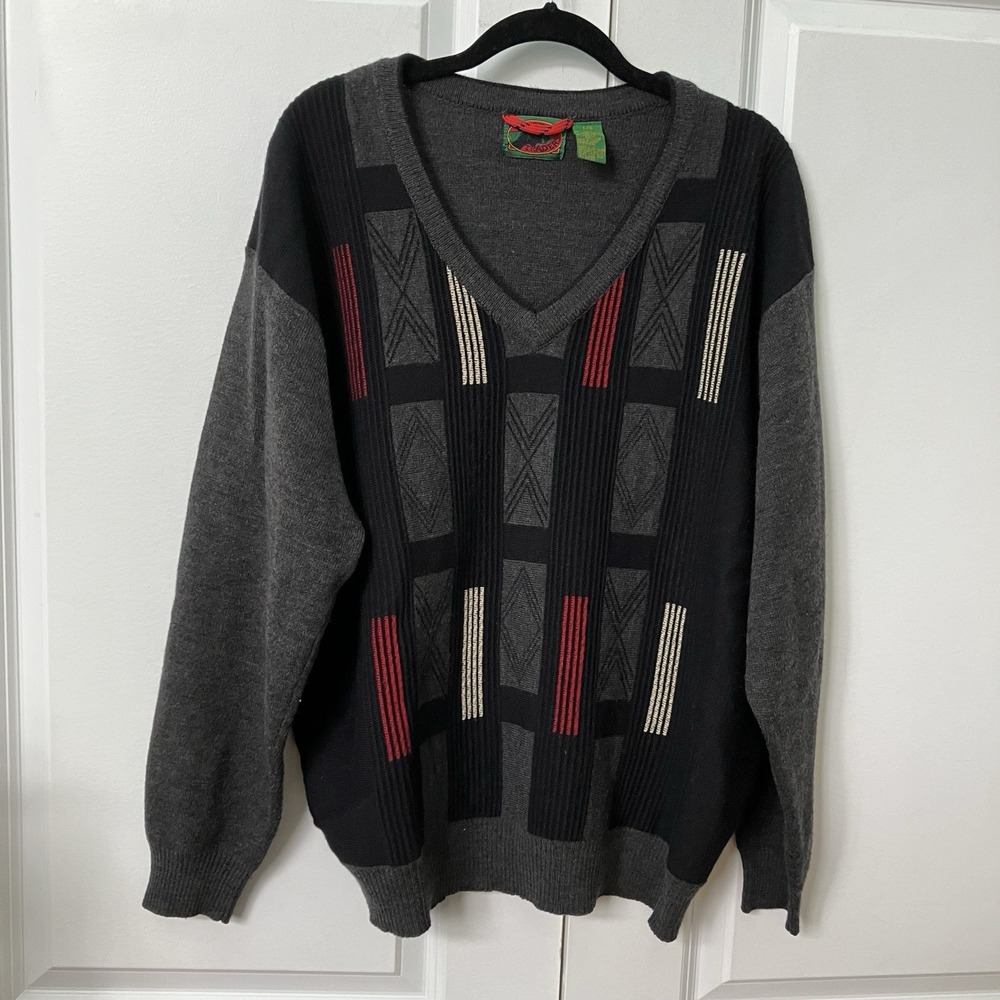 Boston Traders Mens V-Neck Sweater Merino Wool Blend Geometric Grey Black Large